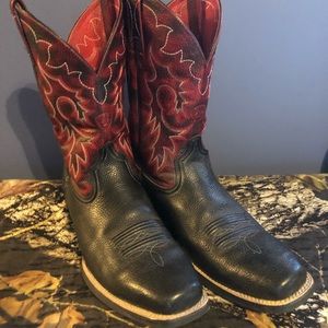 Ariat Cowboy boots